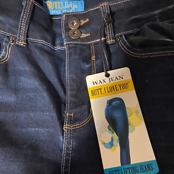 Jeans - Picture 2 of 3